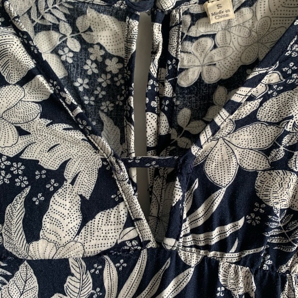 Navy Floral Flute Sleeve Dress - Picture 2 of 4